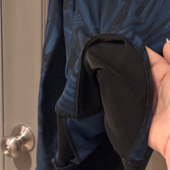 Greyson Scarlett | Halley II Feather Mid Layer Quarter Zip S | Teal Blue & Black - Picture 13 of 13